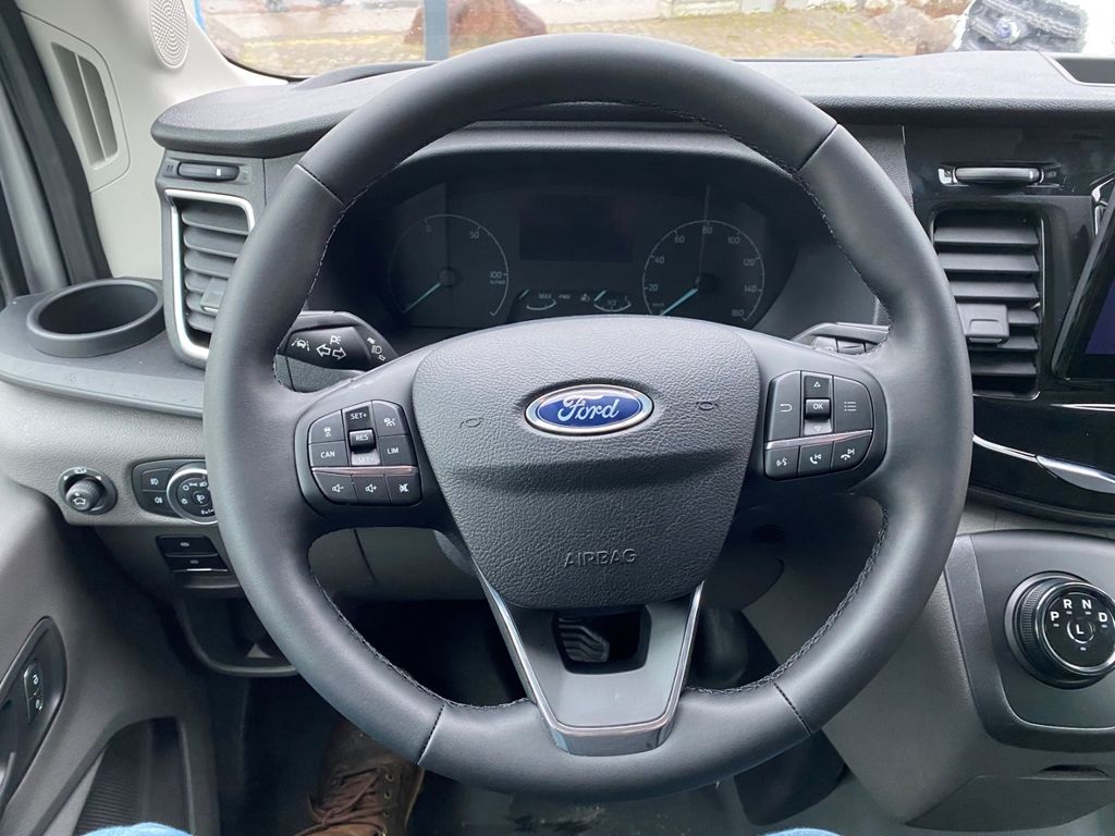 Ford Transit 2023