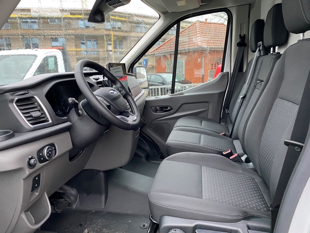 Ford Transit 2023