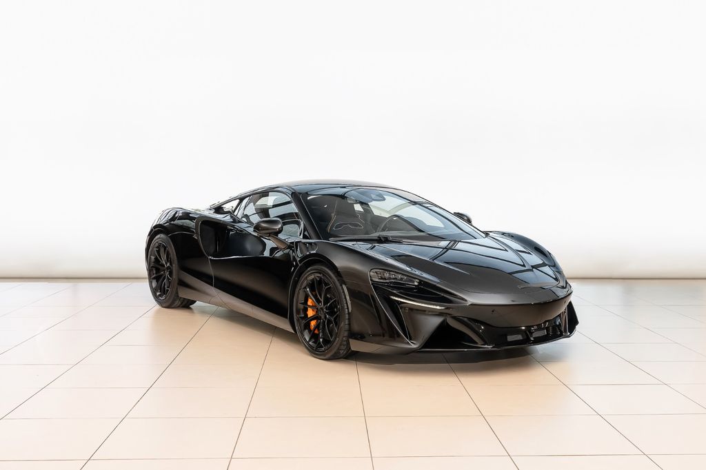 McLaren Artura 2025