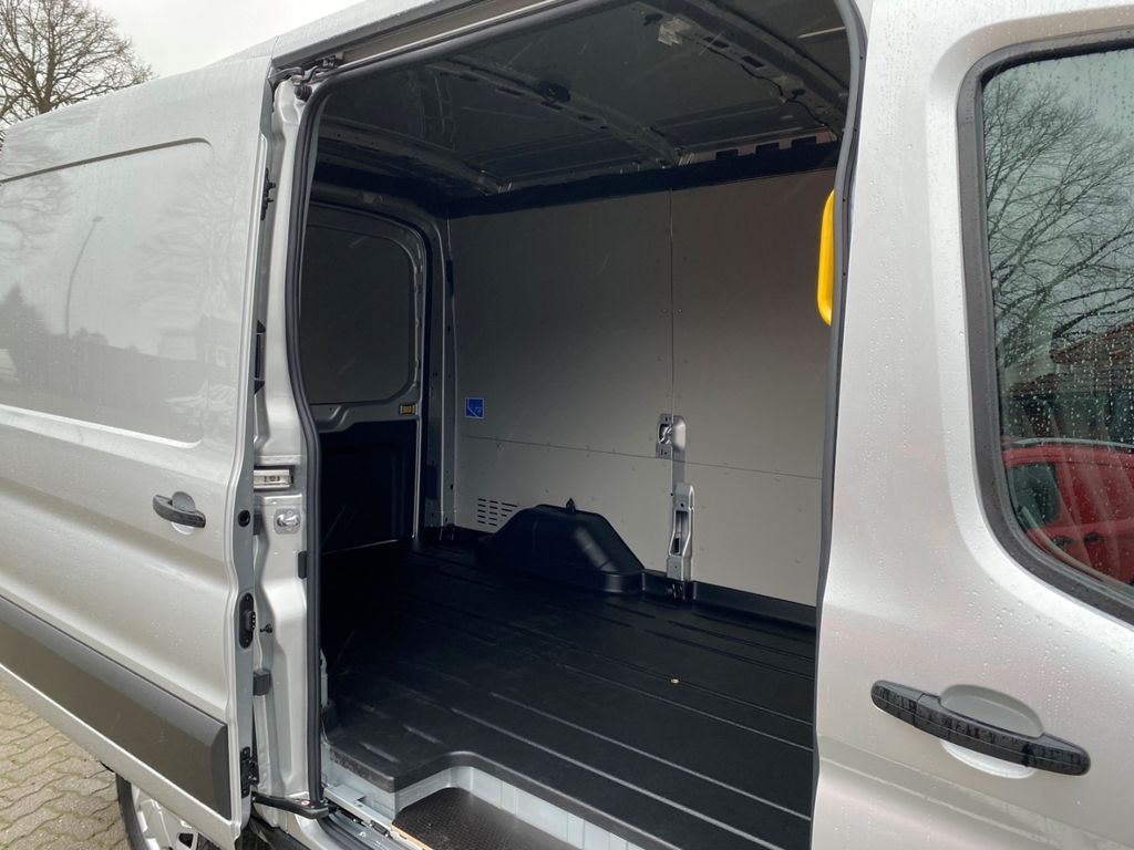 Ford Transit 2023