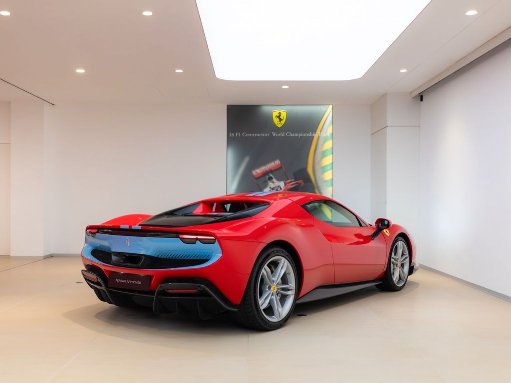 Ferrari 296 GTS 2022