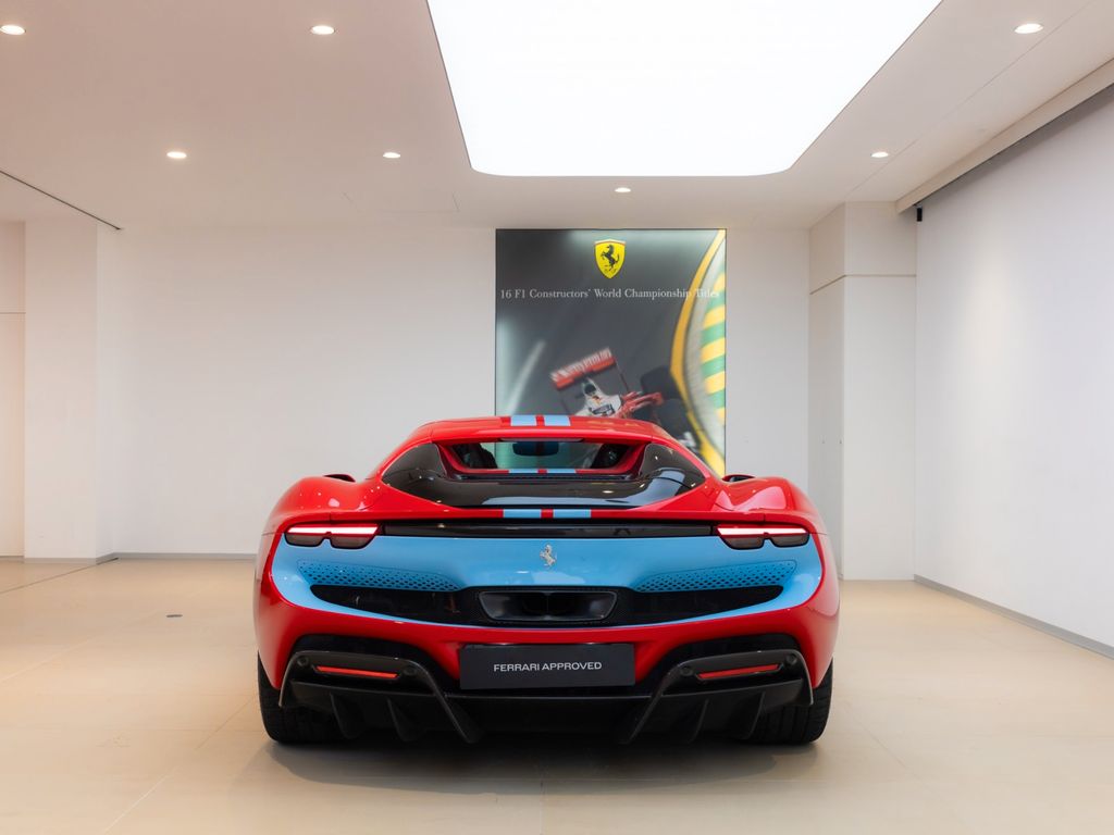 Ferrari 296 GTS 2022