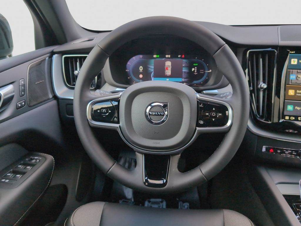 Volvo XC60 2025
