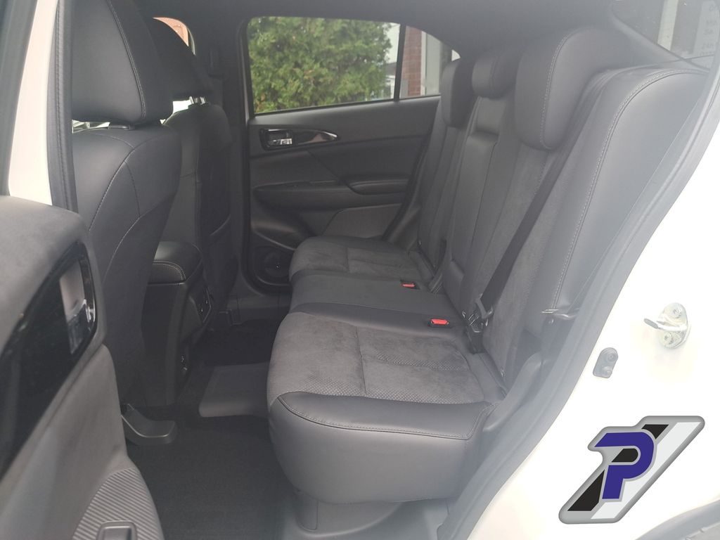 Mitsubishi Eclipse Cross 2024