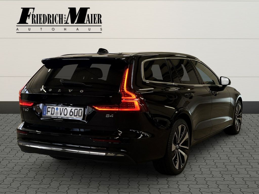 Volvo V60 2023