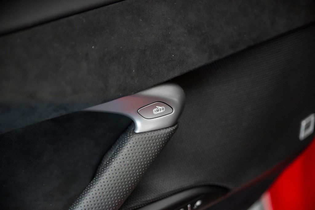 Ferrari 296 GTB 2023