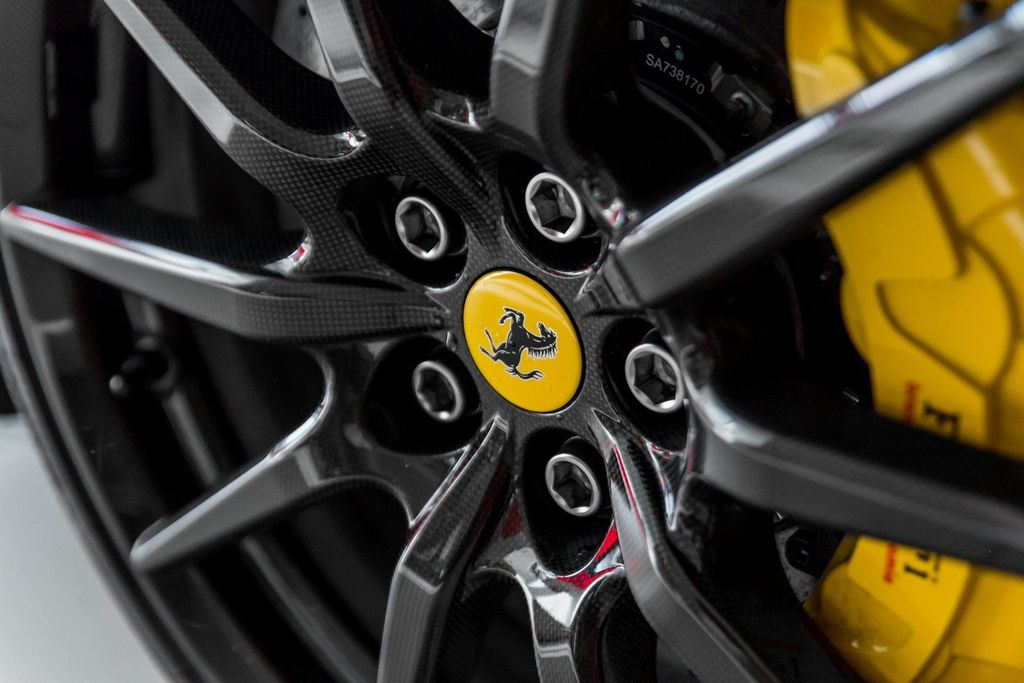 Ferrari 296 GTB 2023