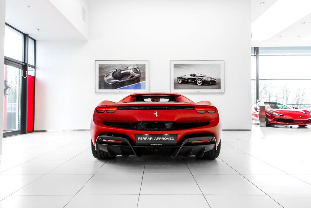 Ferrari 296 GTB 2023