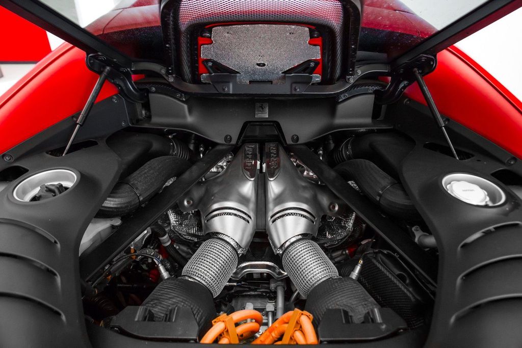 Ferrari 296 GTB 2023