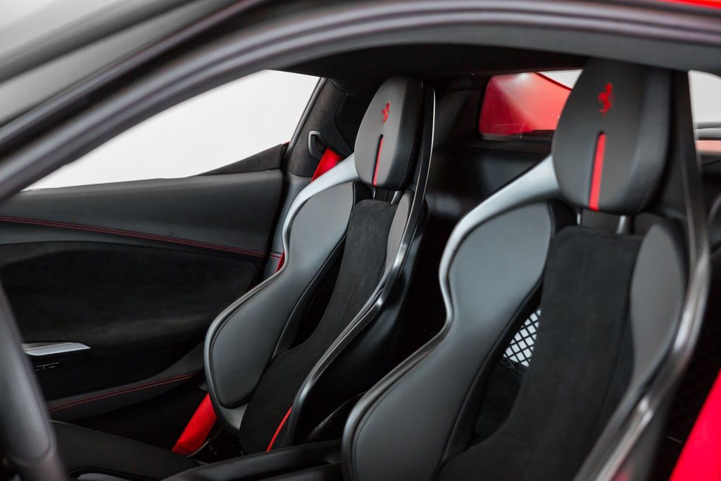 Ferrari 296 GTB 2023