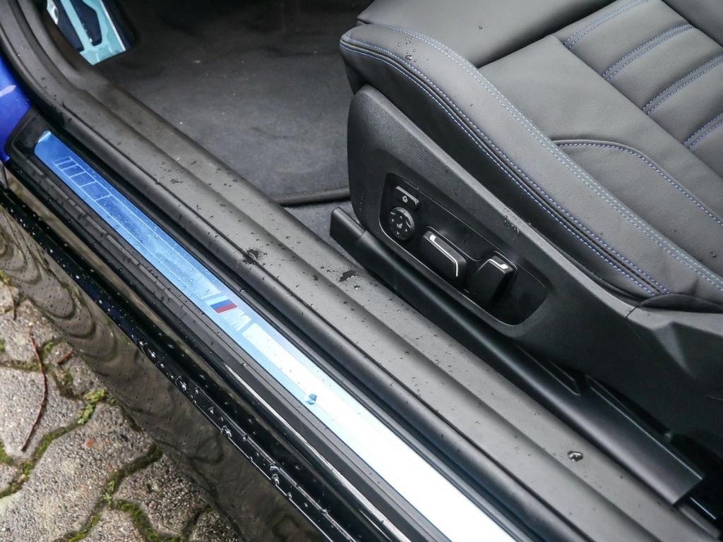 BMW M240i 2025