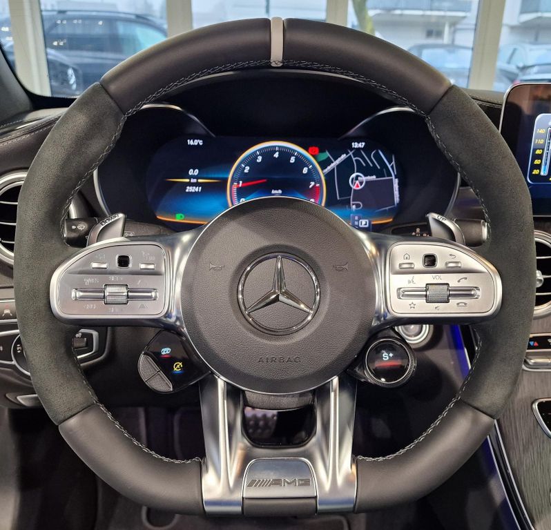 Mercedes-Benz C 63 AMG 2023