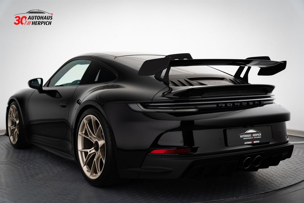 Porsche 992 2024