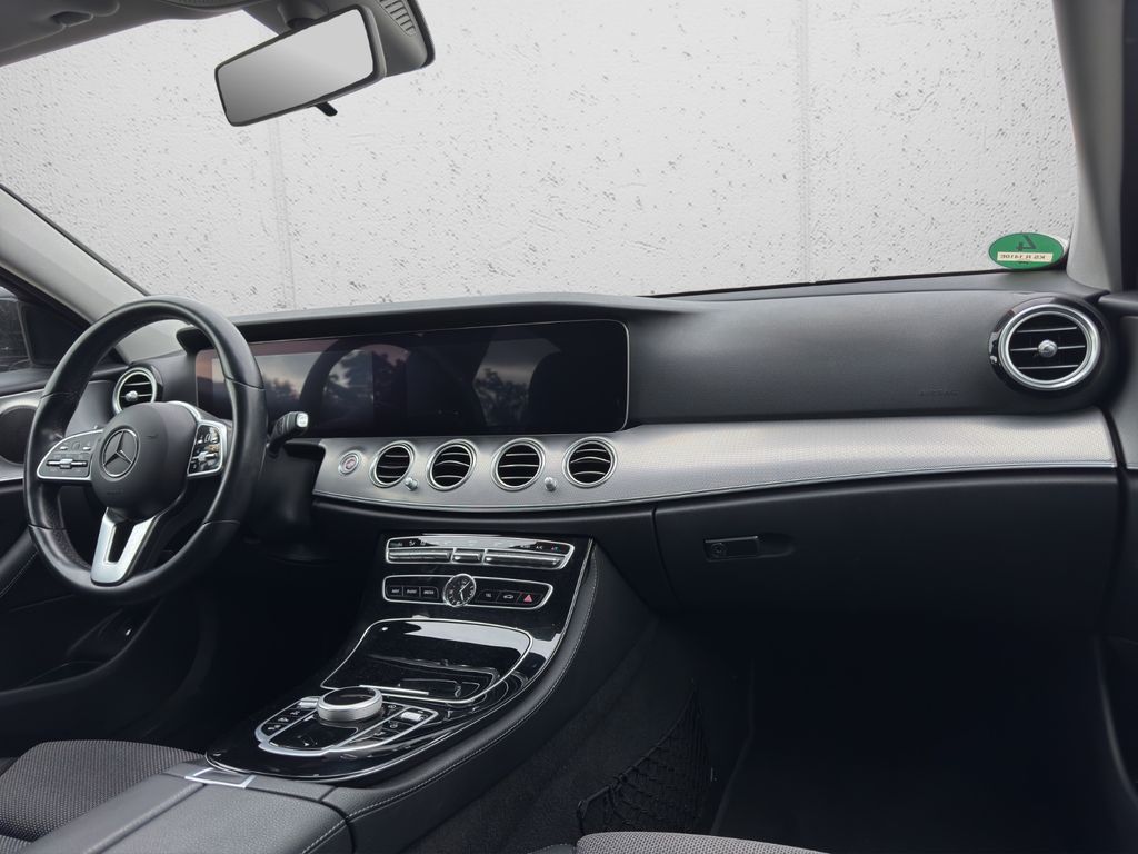 Mercedes-Benz E 300 2019