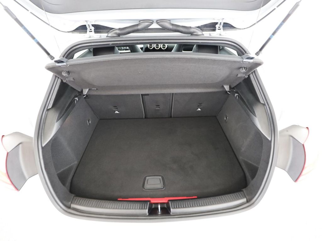 Mercedes-Benz A 250 2021
