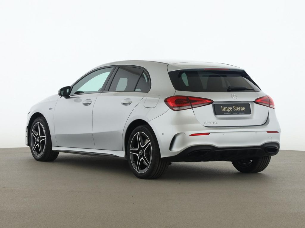 Mercedes-Benz A 250 2021