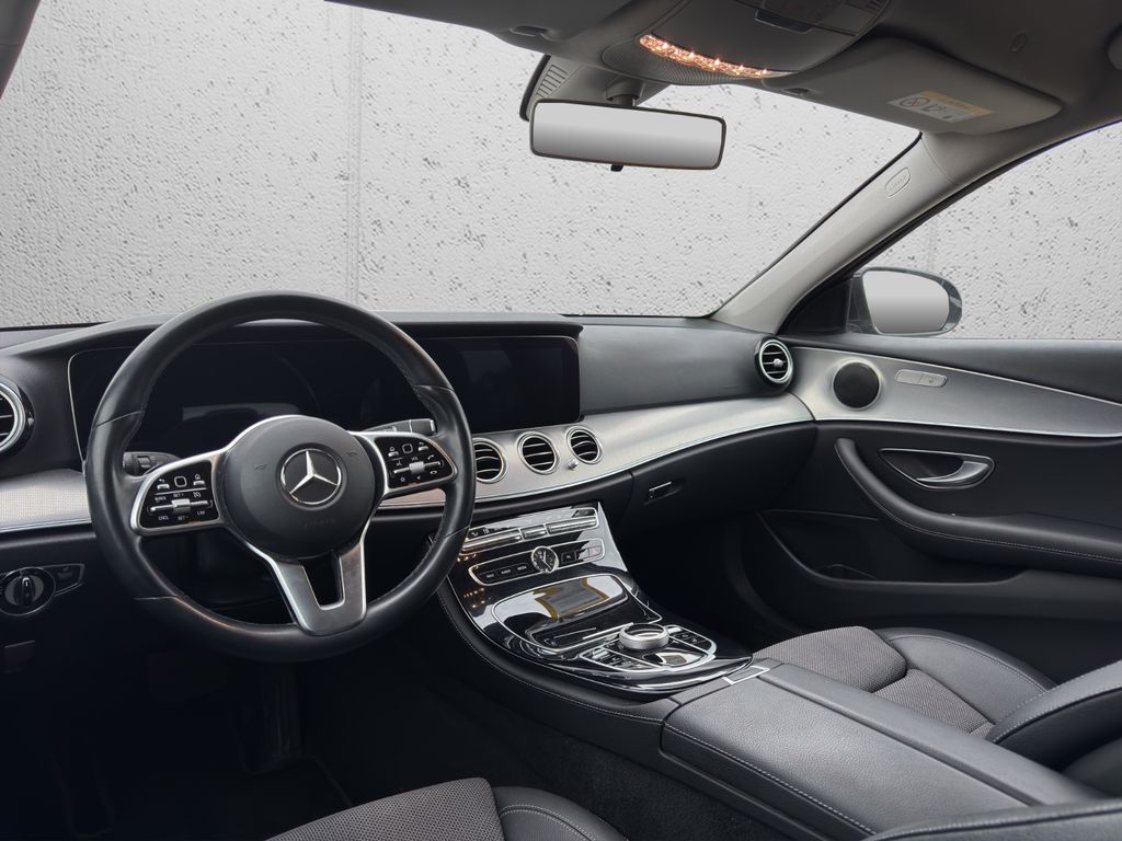 Mercedes-Benz E 300 2019