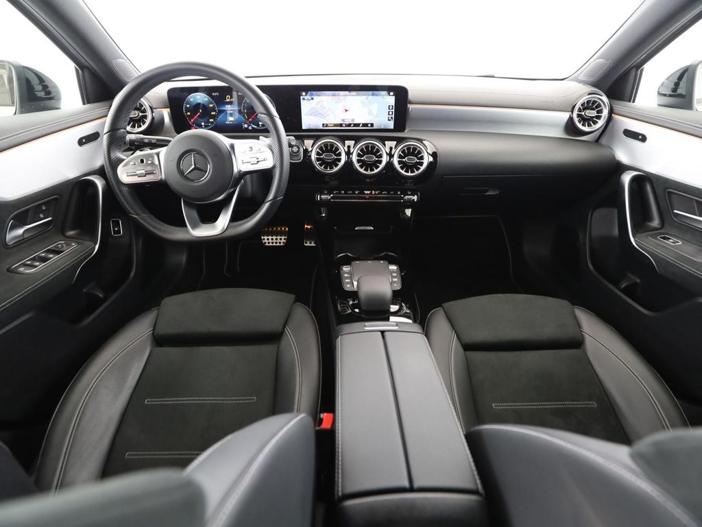 Mercedes-Benz A 250 2021