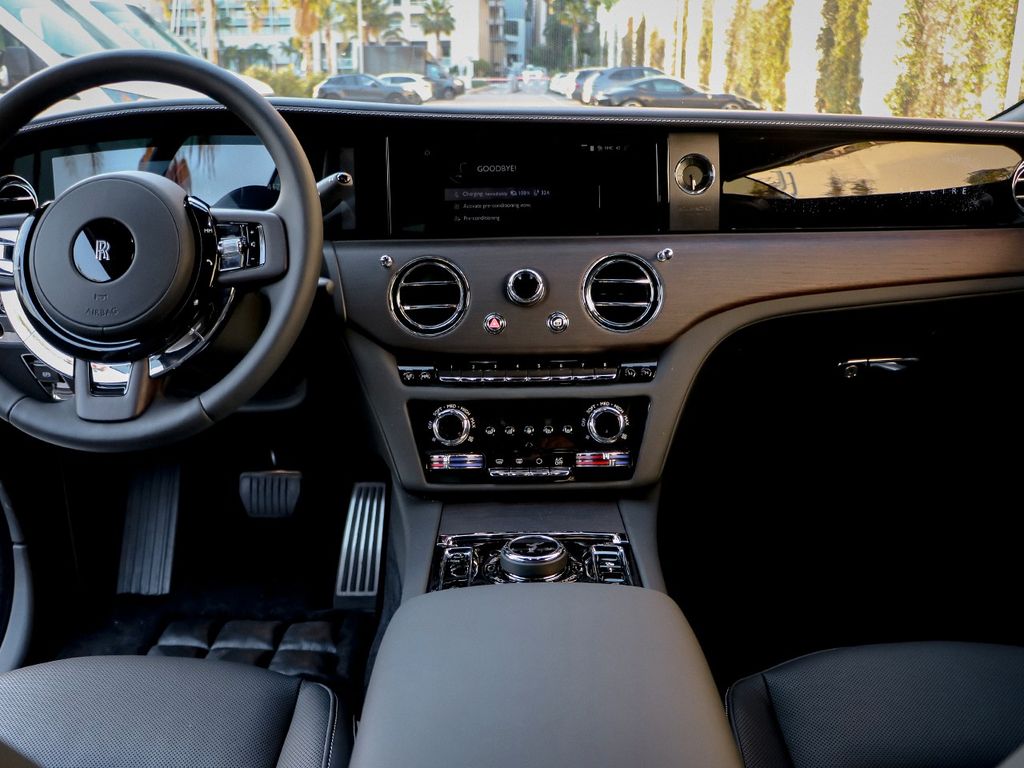 Rolls-Royce Spectre 2024