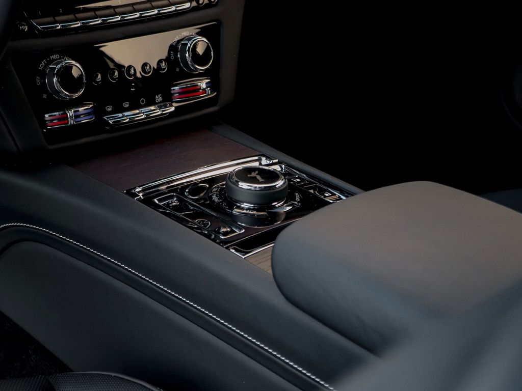 Rolls-Royce Spectre 2024