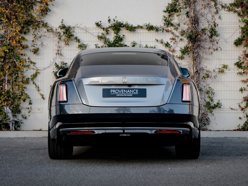 Rolls-Royce Spectre 2024