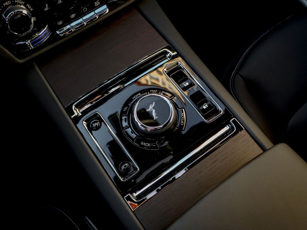 Rolls-Royce Spectre 2024