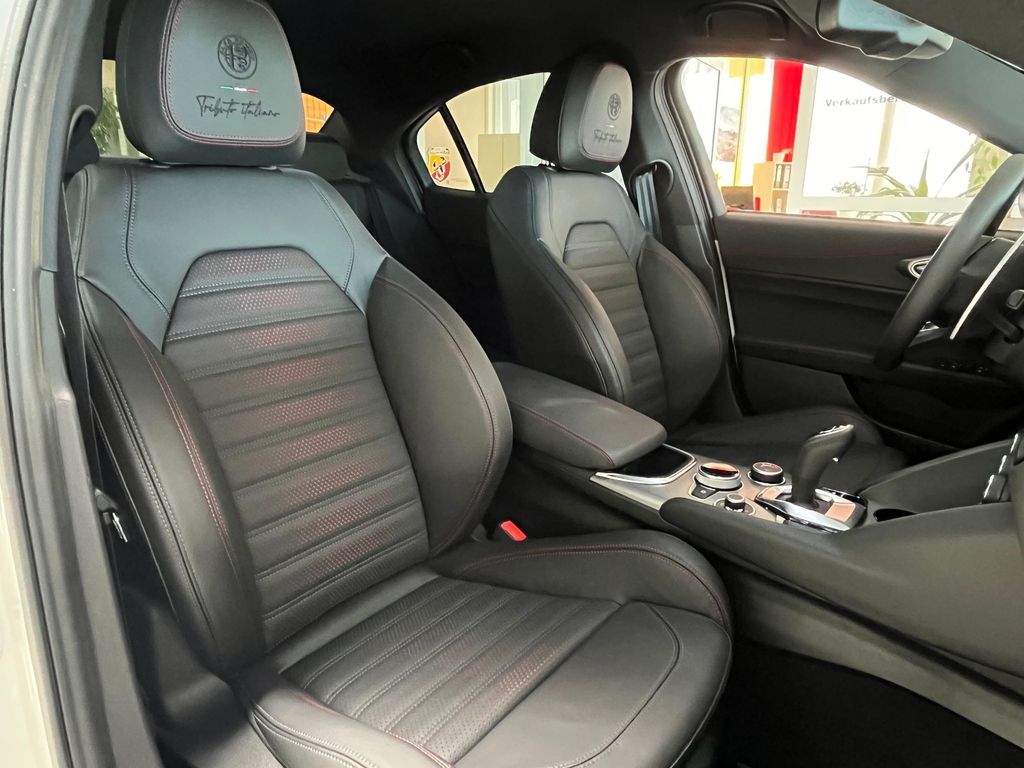 Alfa Romeo Giulia 2025