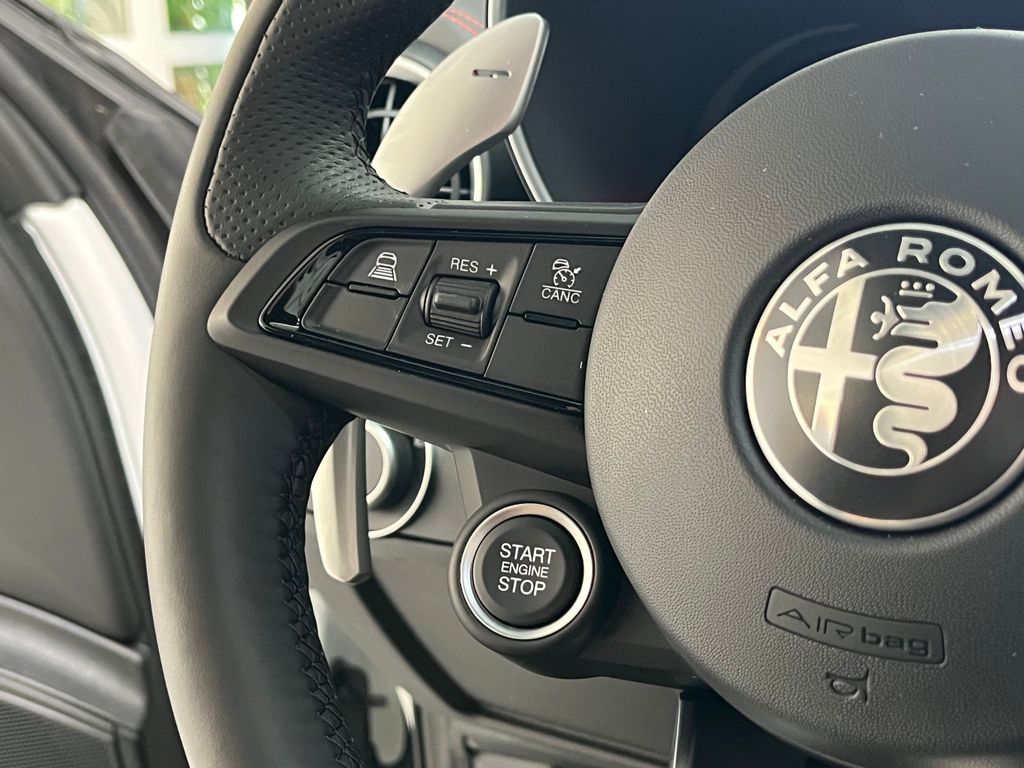 Alfa Romeo Giulia 2025