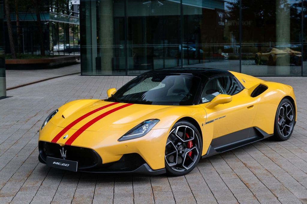 Maserati MC20 2023