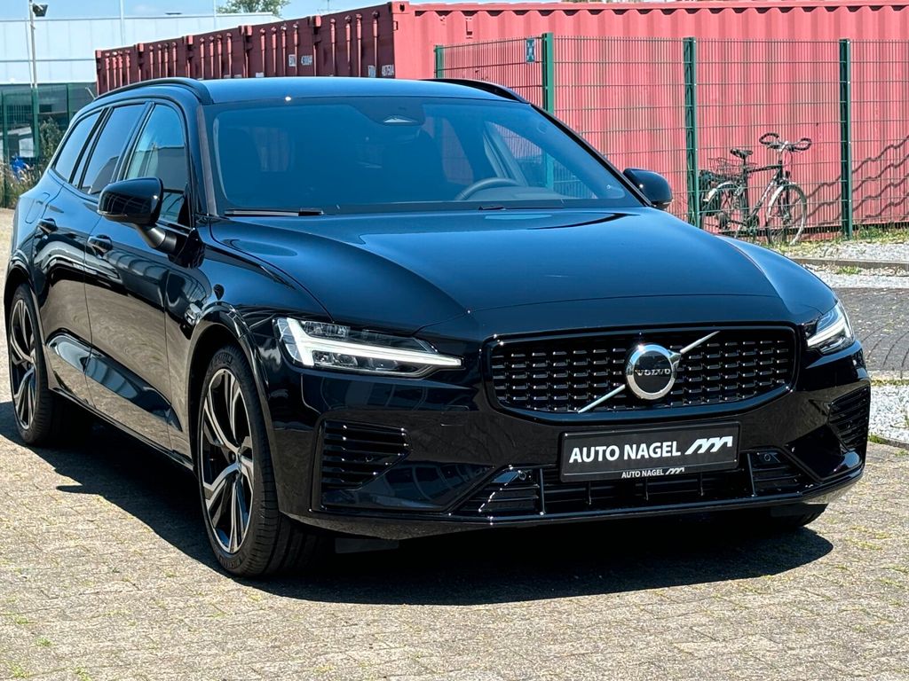 Volvo V60 2025