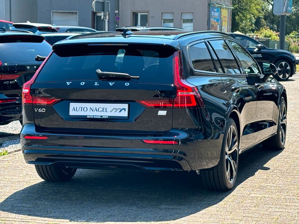 Volvo V60 2025