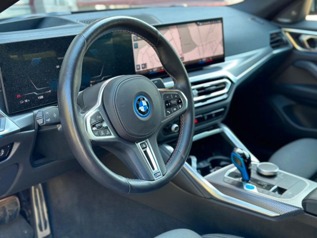 BMW i4 2022