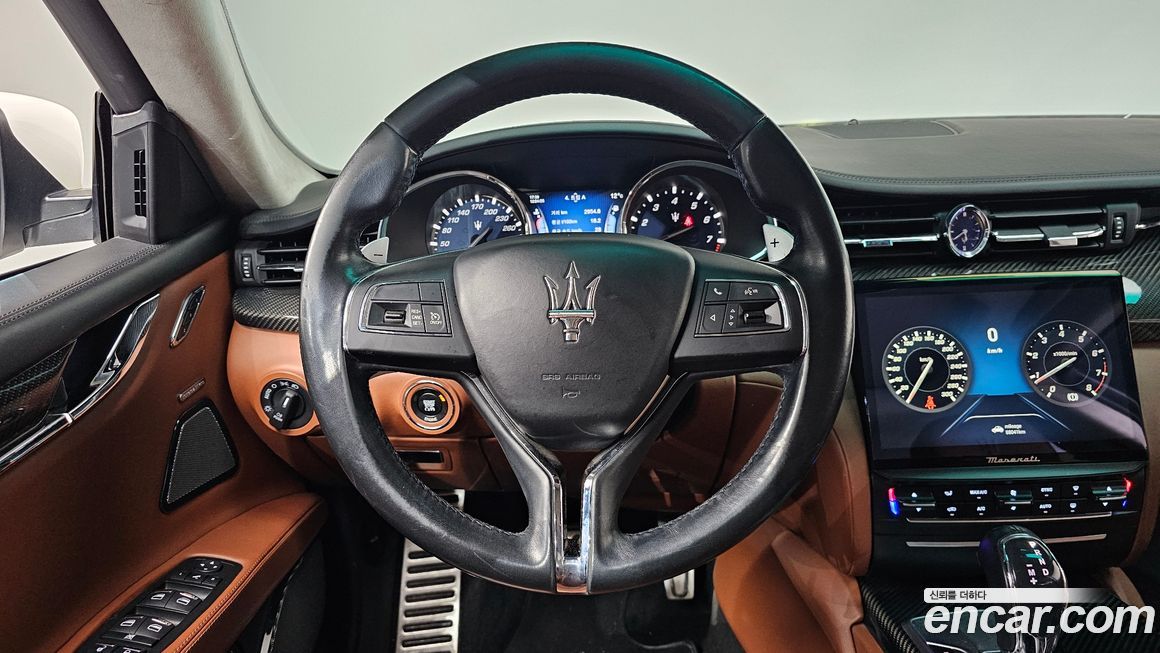 Maserati Quattroporte 2014