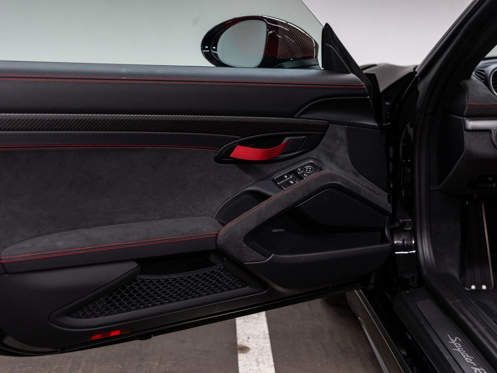 Porsche Boxster 2024