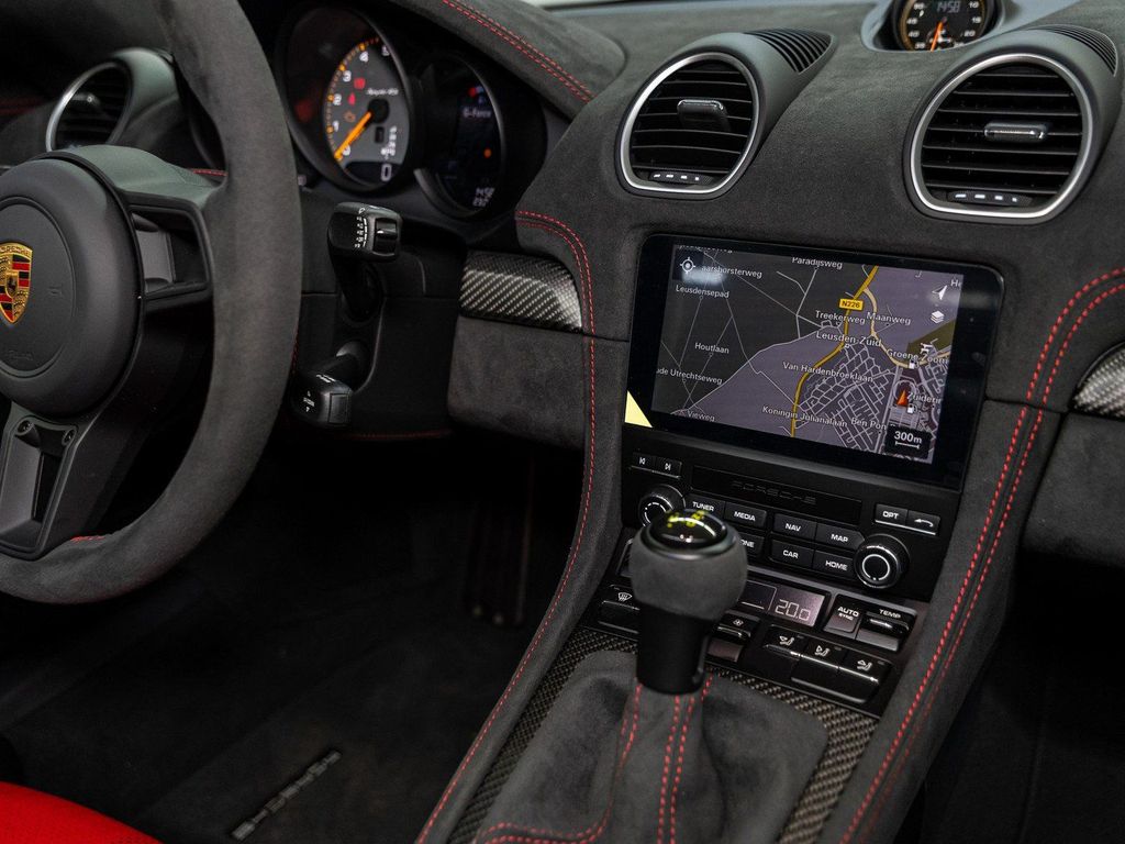 Porsche Boxster 2024