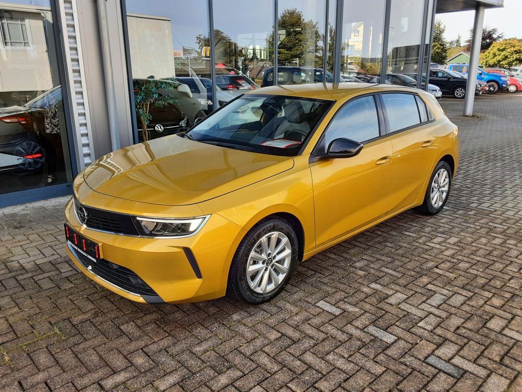 Opel Astra 2023