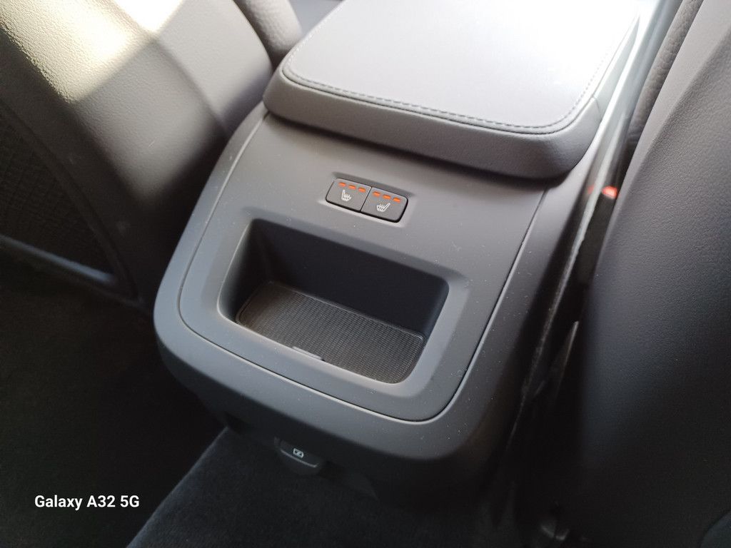Volvo V90 2024
