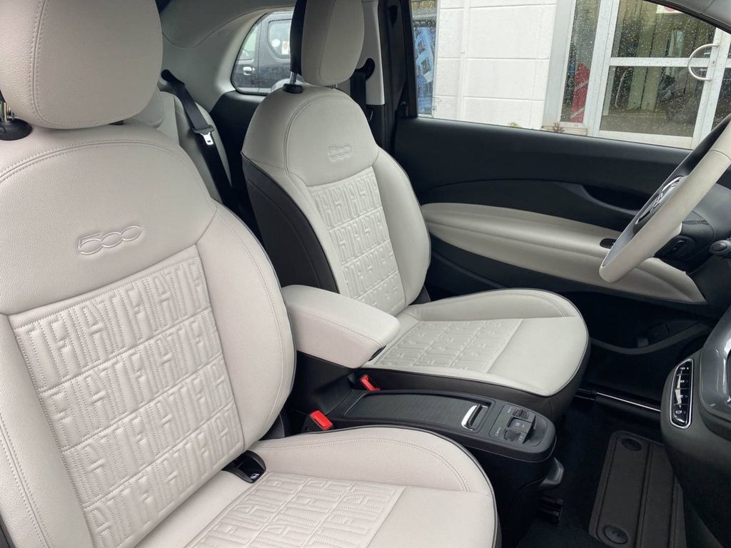 Fiat 500e 2023