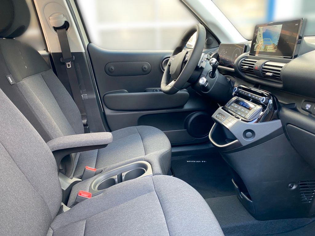 Hyundai INSTER