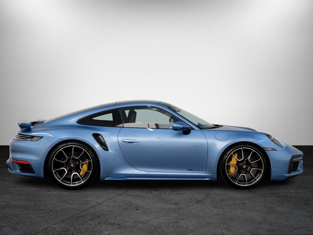 Porsche 992 2023