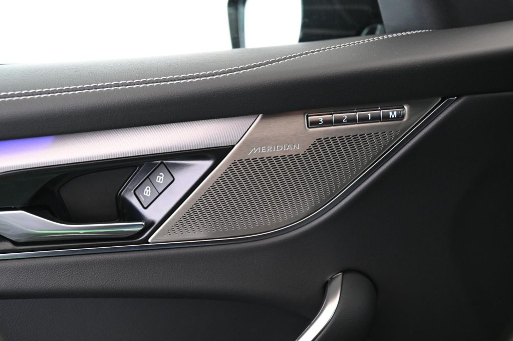 Jaguar F-Pace 2023