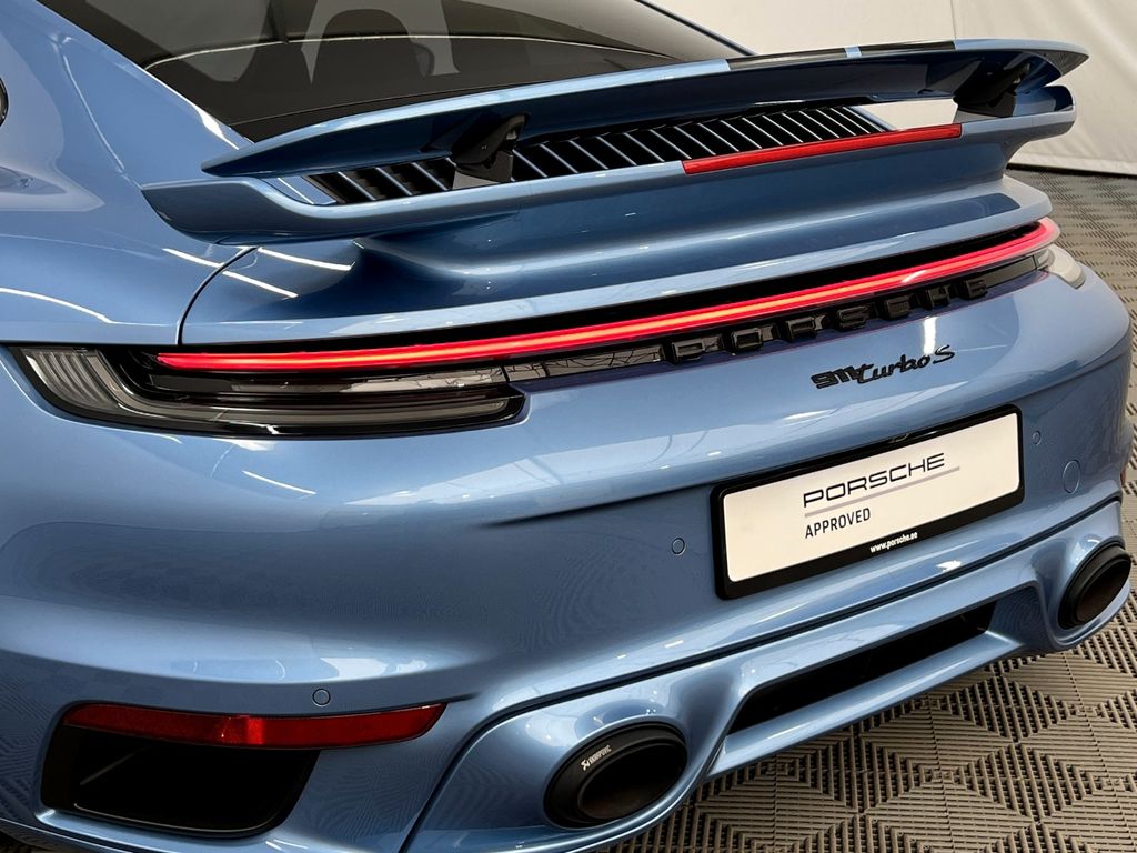Porsche 992 2023