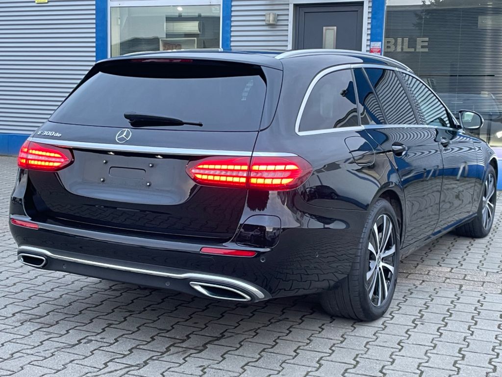 Mercedes-Benz E 300 2021