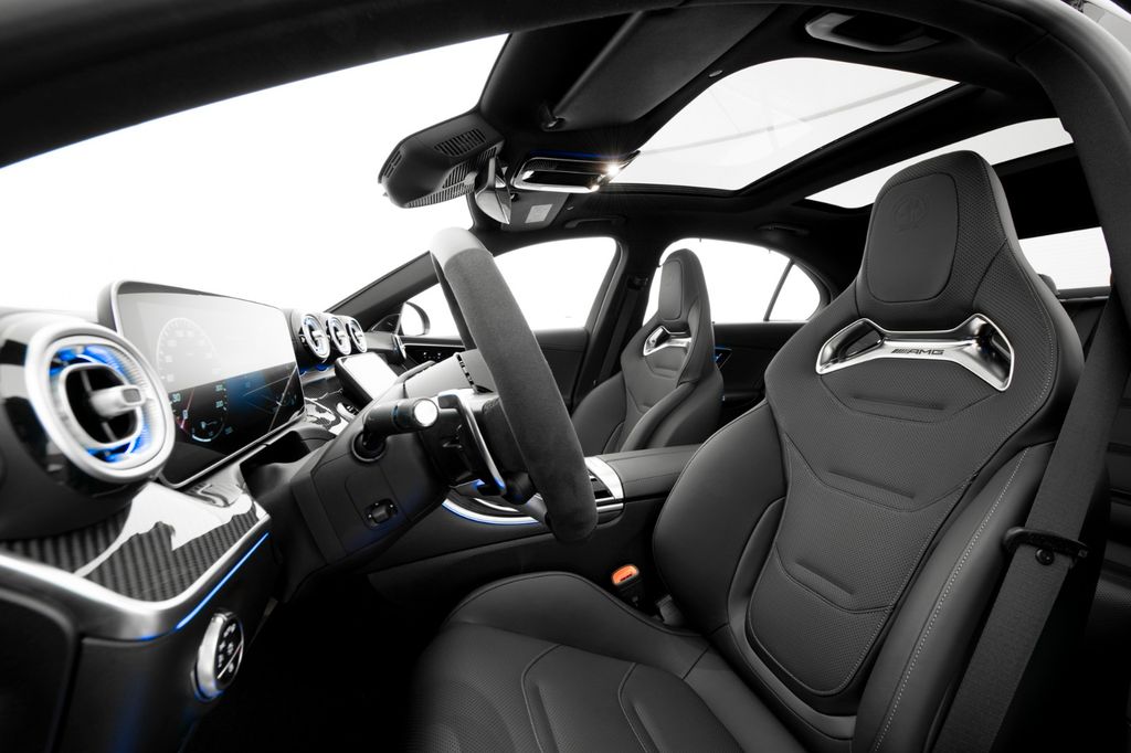 Mercedes-Benz C 63 AMG