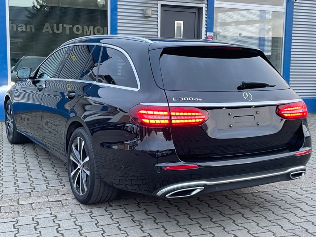 Mercedes-Benz E 300 2021