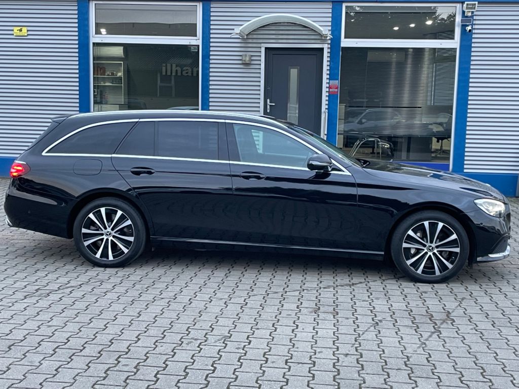 Mercedes-Benz E 300 2021