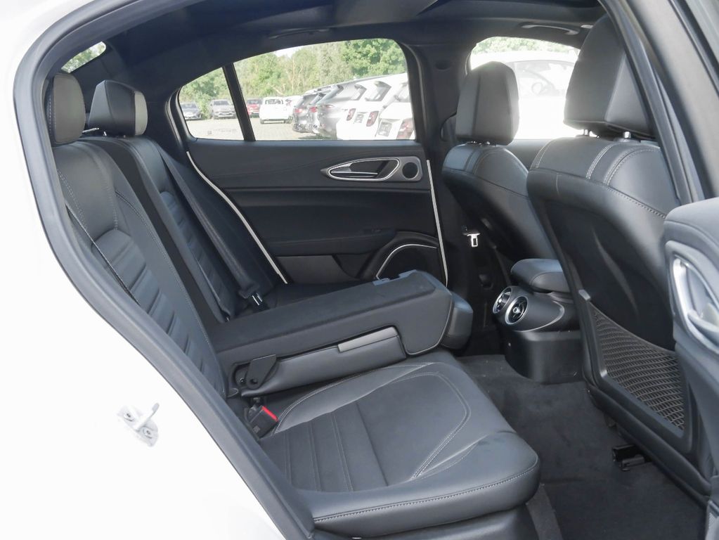 Alfa Romeo Giulia 2022