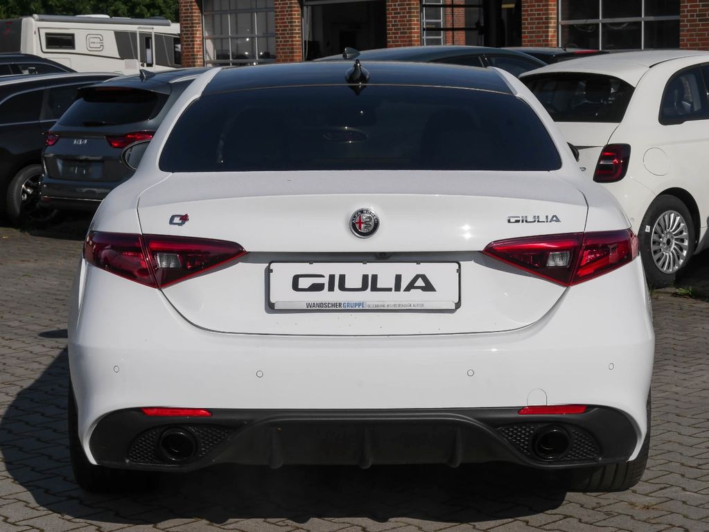 Alfa Romeo Giulia 2022