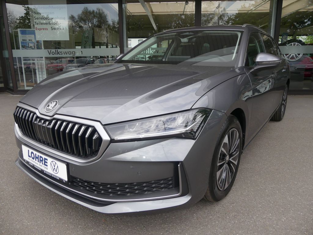 Skoda Superb 2025
