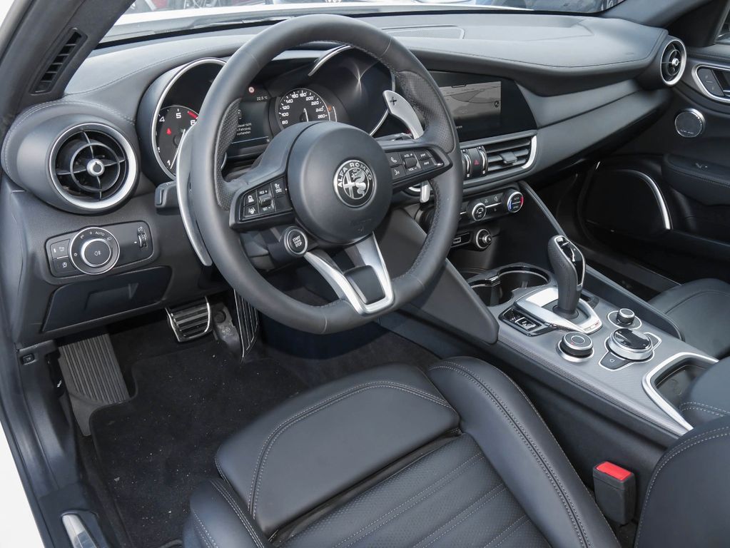 Alfa Romeo Giulia 2022